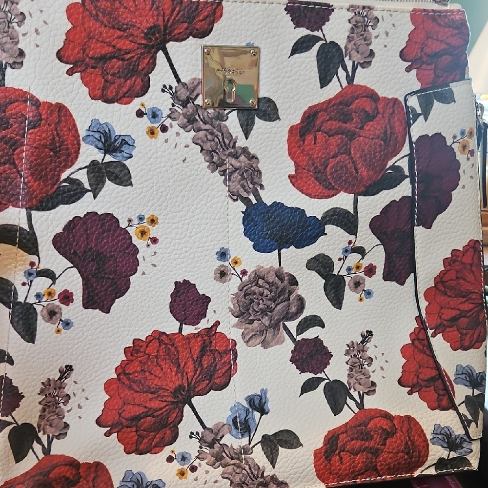 Floral Patterned Women's Backpack - image 1